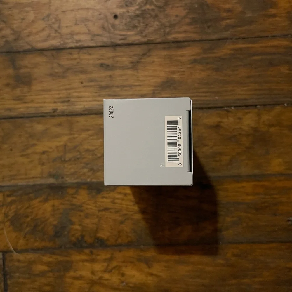 LAST ONE!New!! RHODE BEAUTY PEPTIDE GLAZING FLUID:The Dewy Hydration Layer - Picture 5 of 7